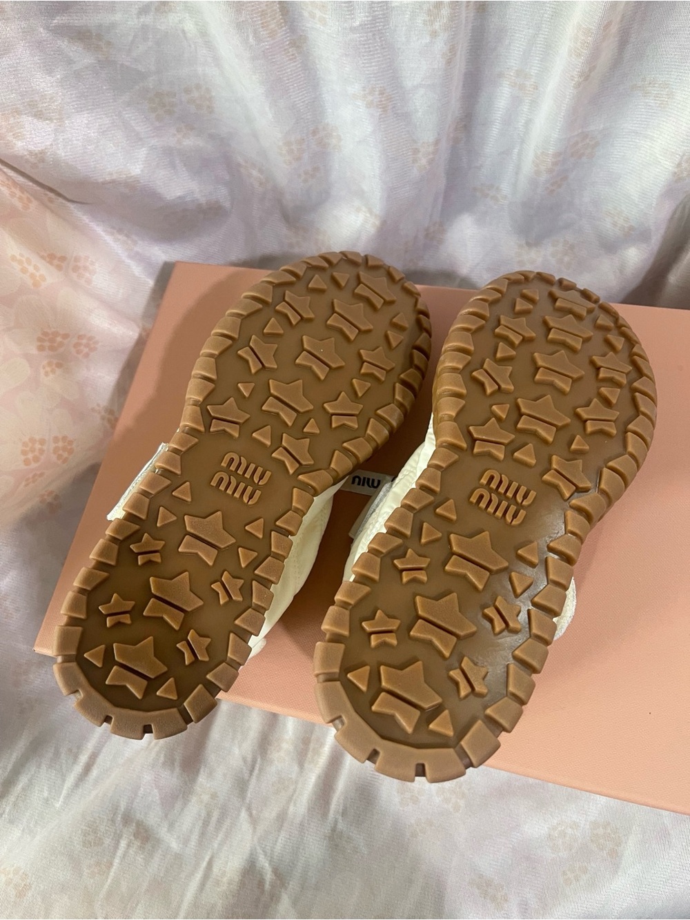Miu Miu Cream Mary Jane-Style Ballet Sneakers - Picture 7 of 7
